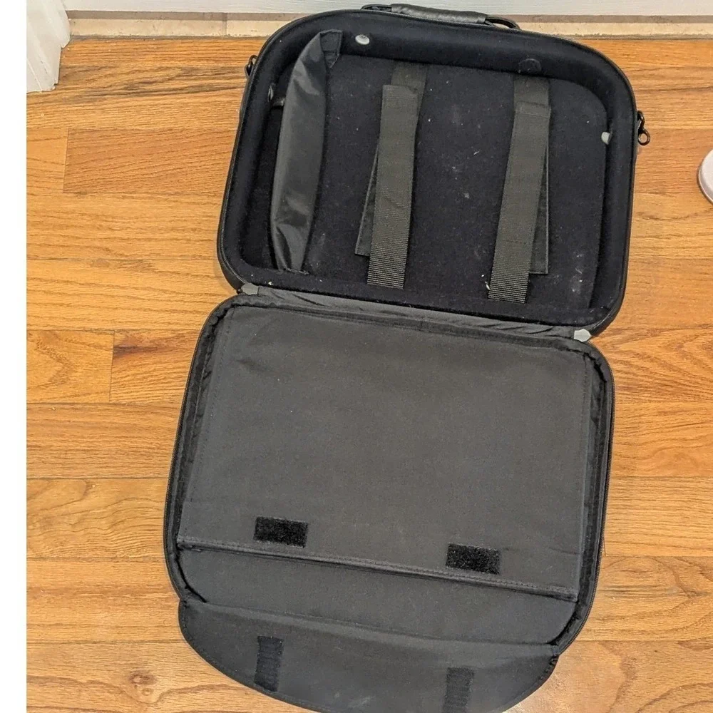Dell Black Padded Laptop Briefcase Carrying Case 13 x 16.5 Computer Bag